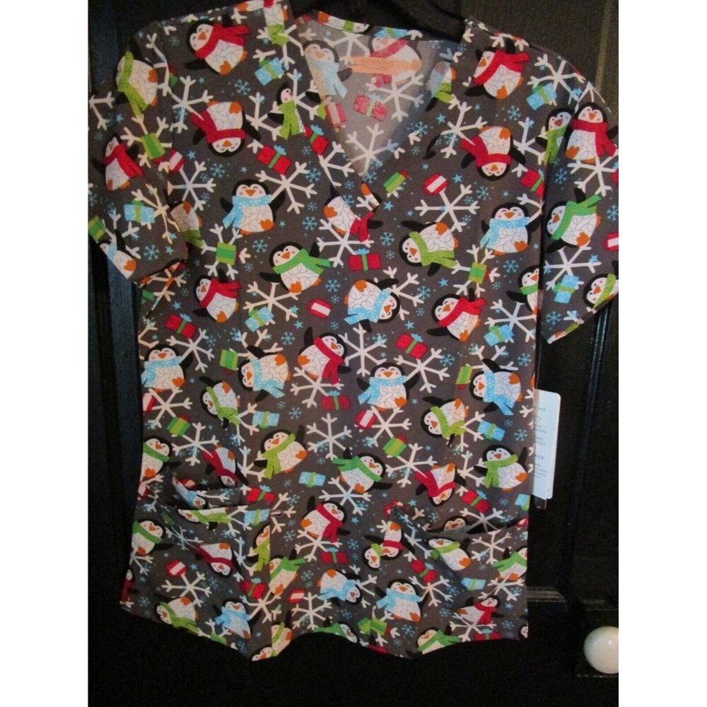 Elite Med Penguin Snowflake Holiday Christmas Scrub Top Size Small S
